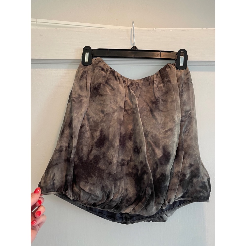 Mason by Michelle Mason, 100% Silk Strapless Top. Size 2